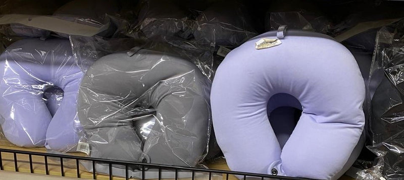 encoste para viajem confortável