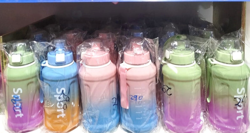 Garrafa Plástica para Bebidas Frias