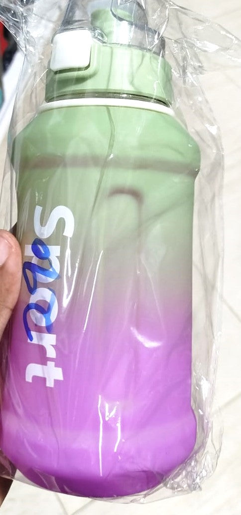 Garrafa Plástica para Bebidas Frias