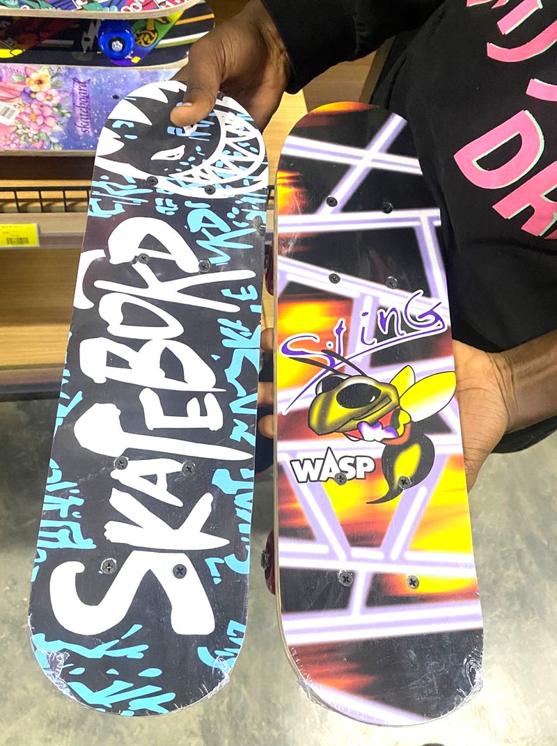 Skate Infantil Colorido com Estampa Estilo HQ